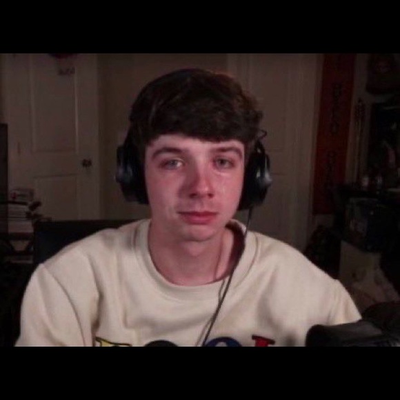 Meet your Posher, Allie - Picture 1 of 1